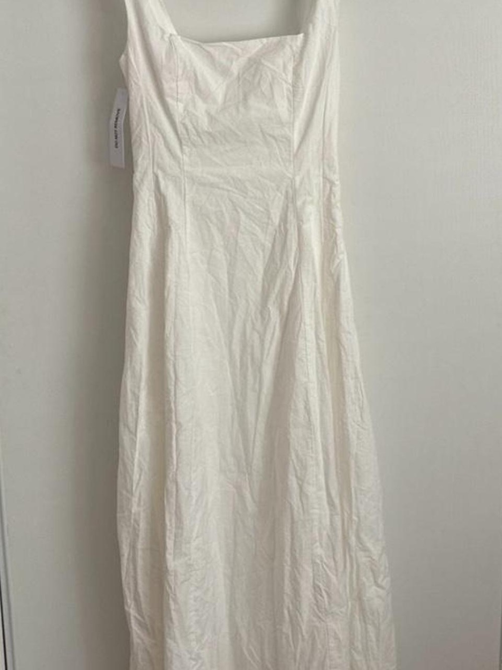 Elegant White Square-Neck Maxi Dress - Picture 3 of 4